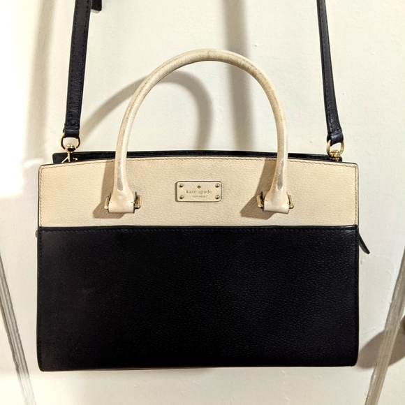 Kate Spade vintage cream & black leather purse - Picture 1 of 11